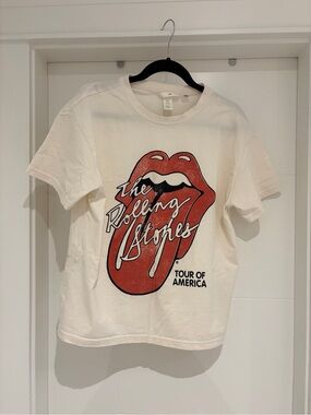 H&M Cream Tee with Red Tongue Graphic